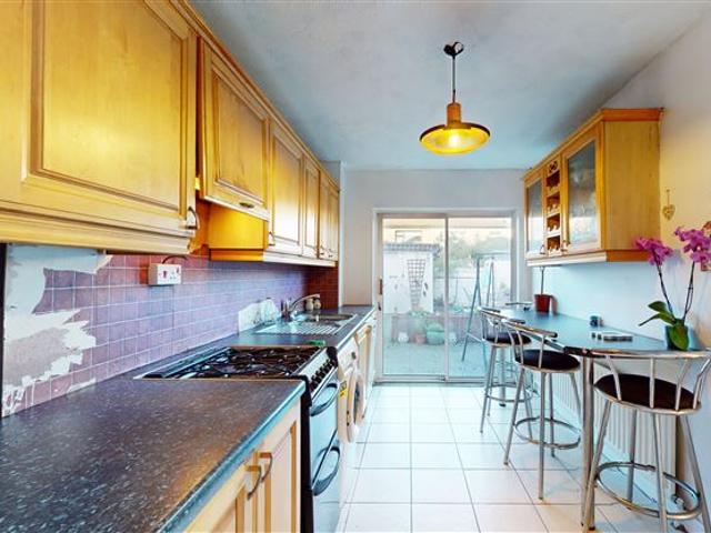 3 St John's Court, Clondalkin, Dublin 22 Leonard Wilson Keenan 4903 MyHome. Ie Residential