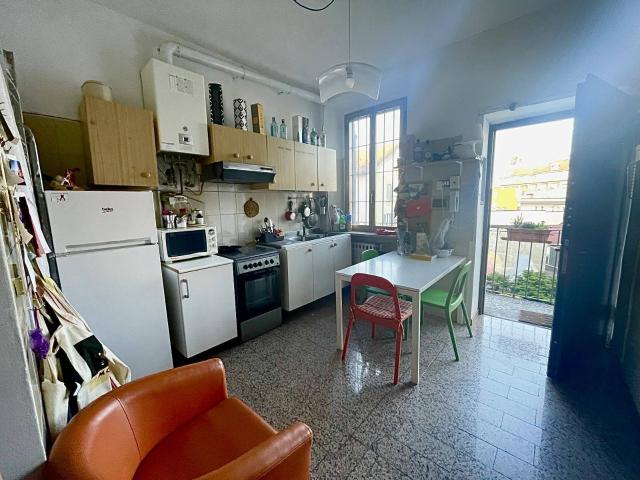3 stanze in affitto