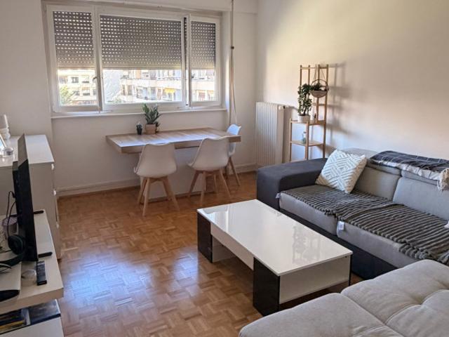 3. Stock, 2,5 Zimmer Wohnung in Genf 1207
