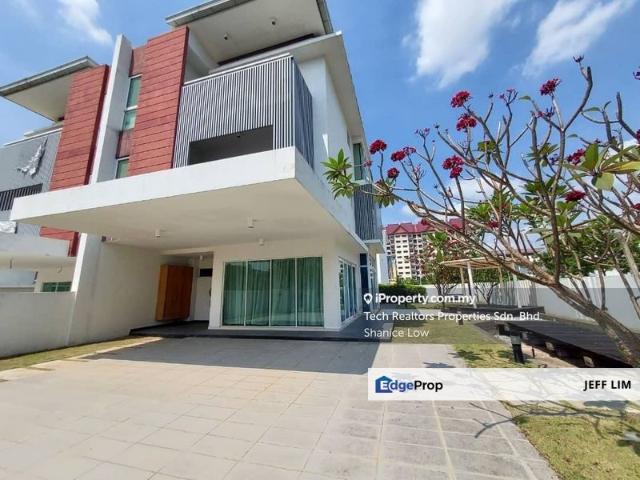 3 Story Brand New Unit Semi D 40 x 90 Freehold [BELOW MARKET 20%]