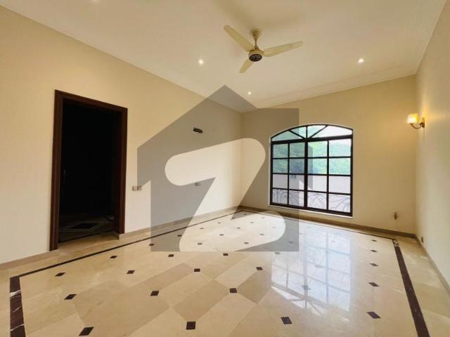 Triple Storey 10 Beds With Extra Land Luxurious House Available For Rent In F 7
