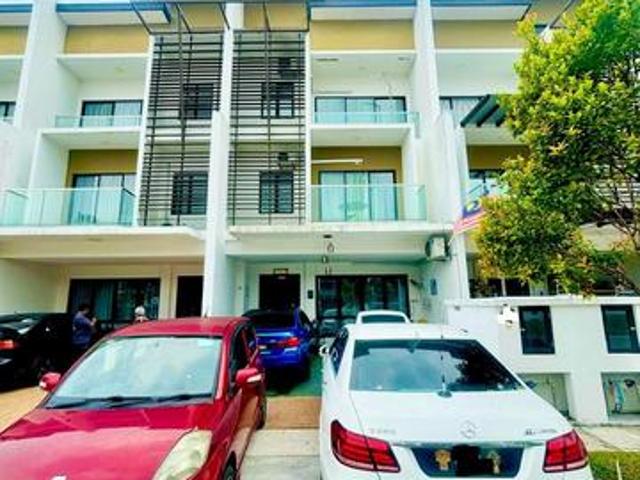 3 Storey Taman Anggun 3 Emerald Rawang near Sungai Buloh Selangor