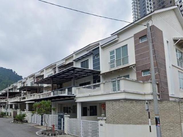 3 Storey Terrace Aston Heights Taman Aston Indah Strategic Area