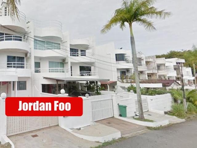 3 Storey Terrace Changkat Ria Batu Ferringhi Tanjung Bungah