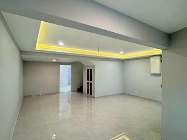 3 storey terrace house taman daya kepong fully renovated 4 room