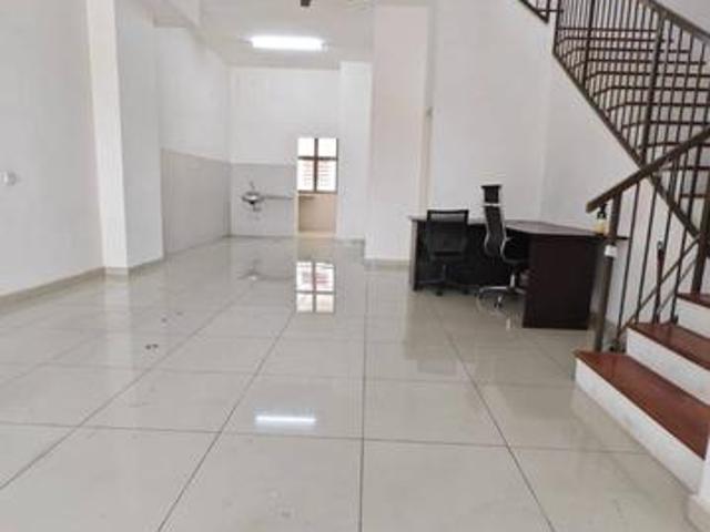 3 Storey Terrace HouseFor Sale at Setia Utama 2 Setia Alam