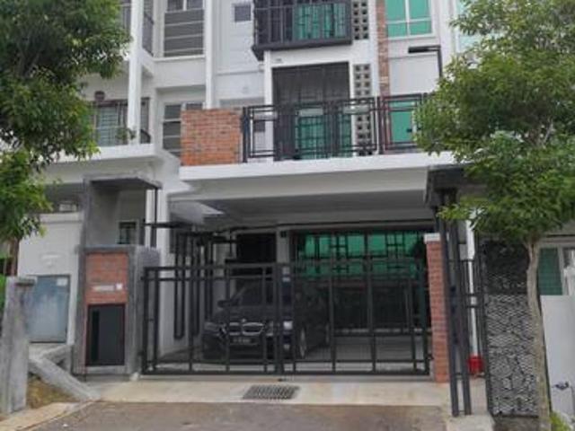 3 Storey Terrace in Kajang For Sale