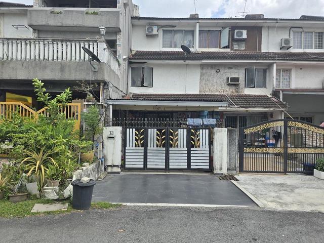 3 Storey Terrace Taman Muda 68000 Ampang Sgor