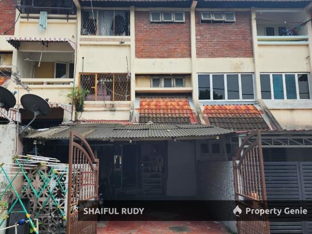 3 Storey Terrace, Taman Bukit Teratai, Ampang