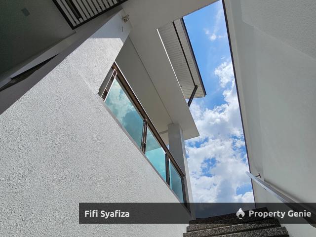 3 storey bungalow Rimba Edge @ Tiara Kemensah