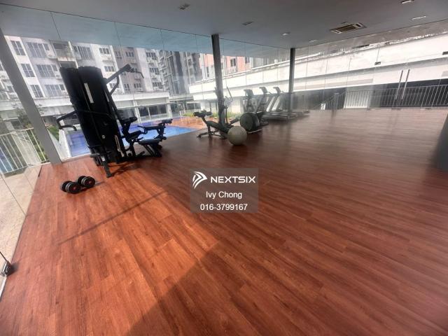 3 storey commercial shophouse @ Beautiful Jade Centre, Miri. Prime Jalan Gardenia location opposite Apollo Seafood. Title renewed till 2086. RM1.4mil. Great investment potential