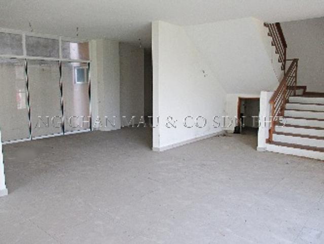 3 Storey Cluster House
