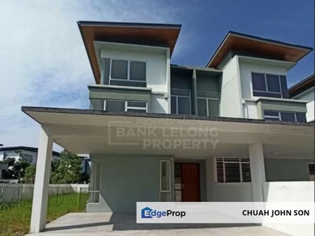 3 Storey Cluster Semi D House