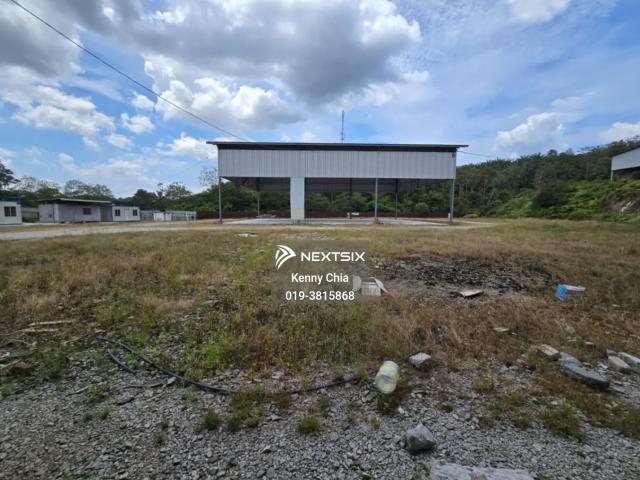 3 Storey End Lot Shoplot @ Taman Molek, Johor Bahru. Near Ros Merah