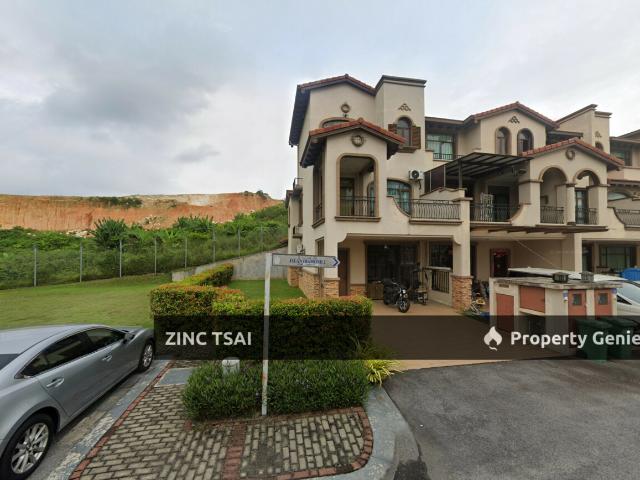 3 Storey End Lot Terrace @ Sabadell, Diamond City {Save RM 202,000}
