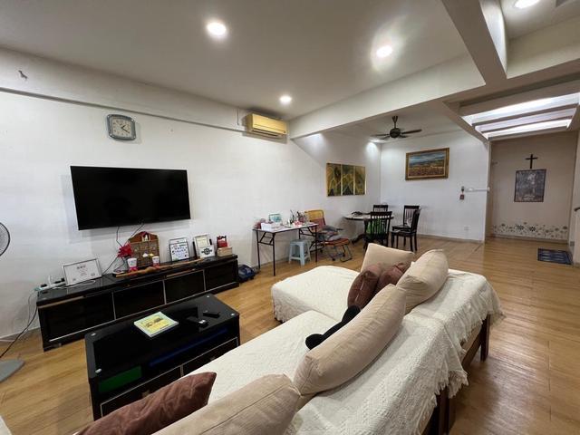3 Storey For Sale Taman Suria Larkin JB Town Renovated
