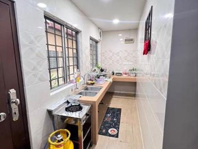 3 Storey House Subang Bestari