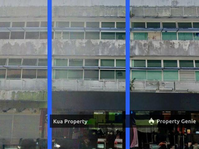 3 Storey Intermediate Unit Shophouse For Sale! Located at Lorong Liu Shan Bang, Kota Sentosa