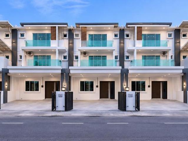 3 Storey Maple Residence Sungai Puyu Butterworth