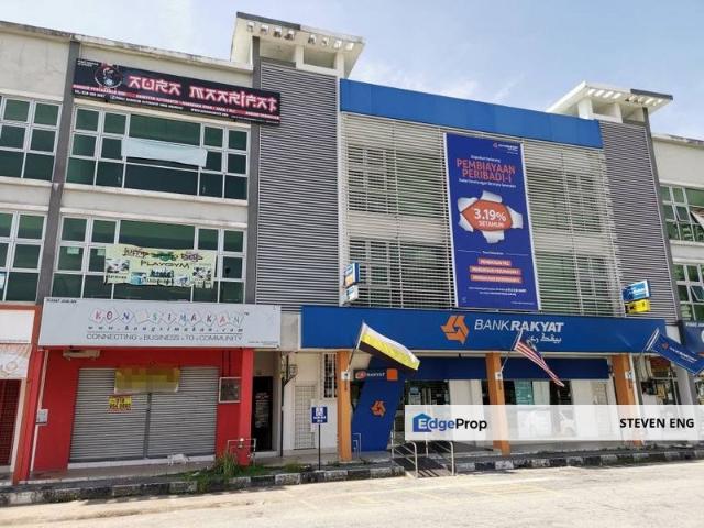 3 Storey Meru Raya Ipoh