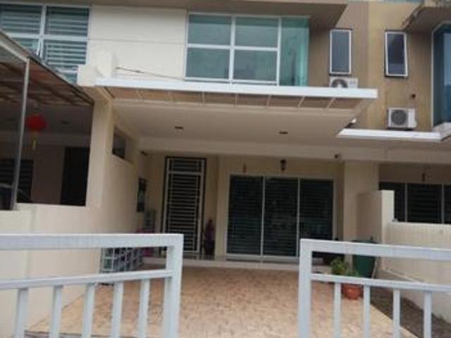 3 storey park 4 car partially furnished