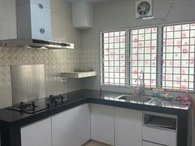 3 Storey Renovated Link House Taman Dagang