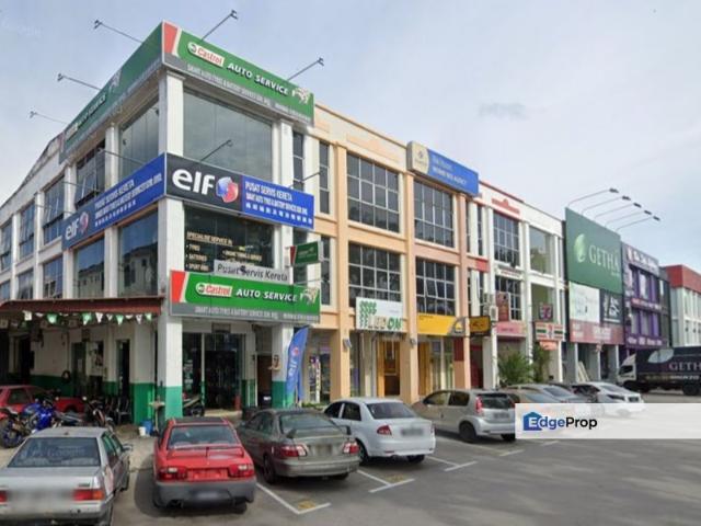 3 Storey Shoplot @ Semabok For Sale