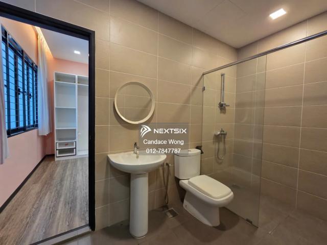 3 storey semi d | 7+1 rooms | parthly furnished | freehold