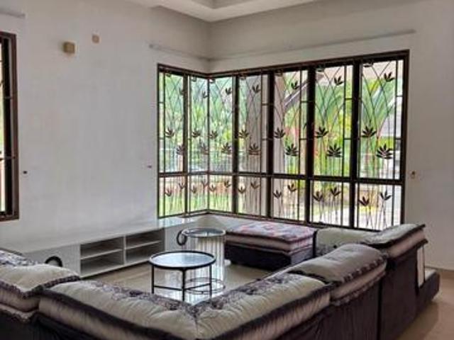 3 Storey Semi D PFurnished Batu 9 Cheras 5 Rooms