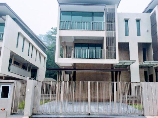 3 storey semi d taman riana ukay perdana