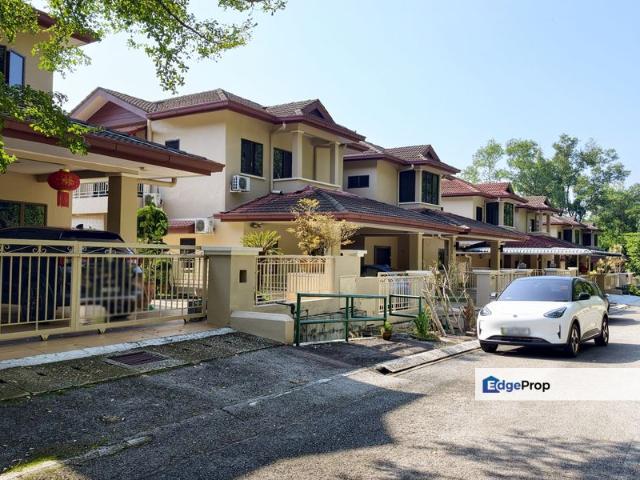 3 Storey Semi Detached House at Lakeview Twin Villa @ Meru Valley for Sale