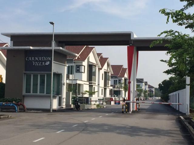 3 Storey Semi Detached House for Sale