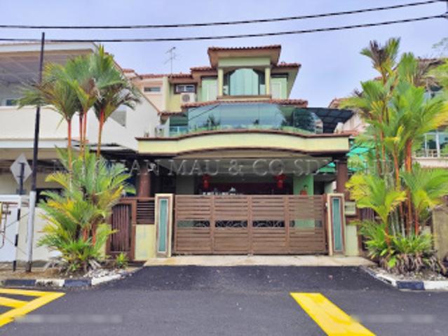 3 Storey Semi Detached House