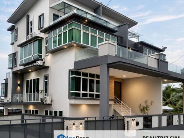3 storey Semi Detached Symphony Lane, Hui Sing