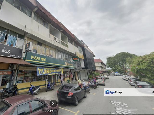 3 storey, Seri Kembangan, Near UPM