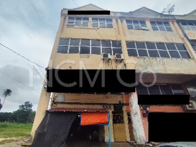 3 Storey Shop House, End Lot