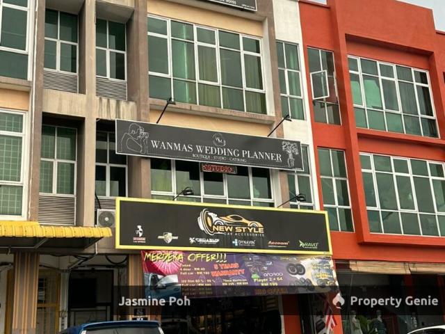 3 Storey Shop Lot @ Station 18, Ipoh Perak For Sale