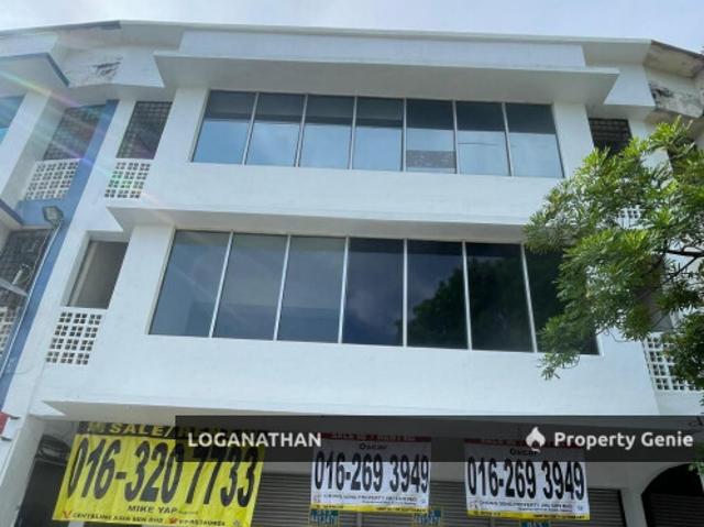 3 Storey Shoplot at Bandar Seri Putra Kajang