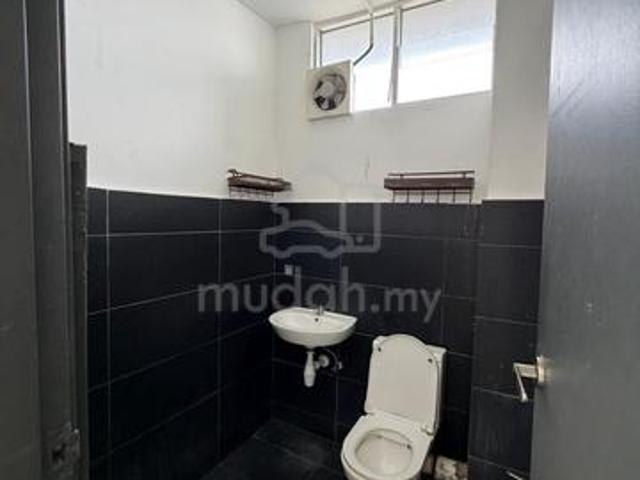 3 Storey Shoplot For Rent @ Jalan Dato Keramat, Georgetown | Main Road