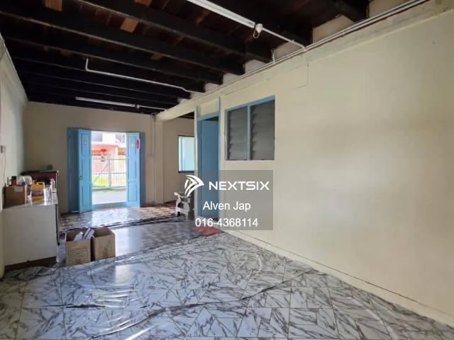 3 Storey Shoplot For Sale @ Fettes 10, Tanjung Tokong, Penang Sale with tenancy