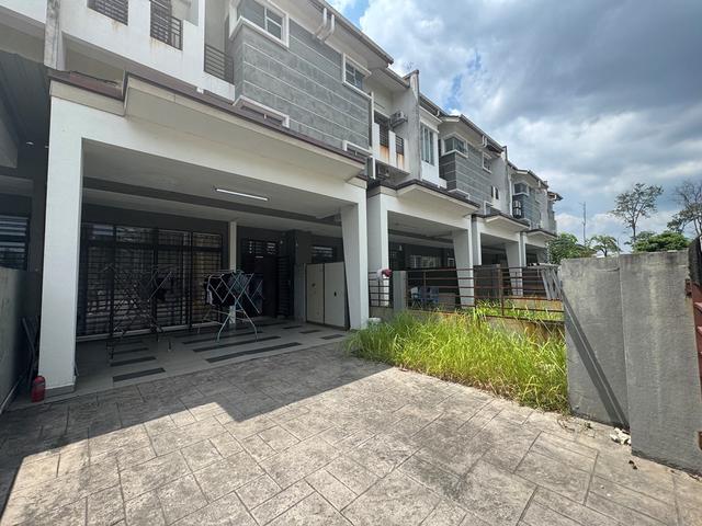 3 STOREY Shah Alam Seksyen U5 Taman Subang Idaman Subang Bestari