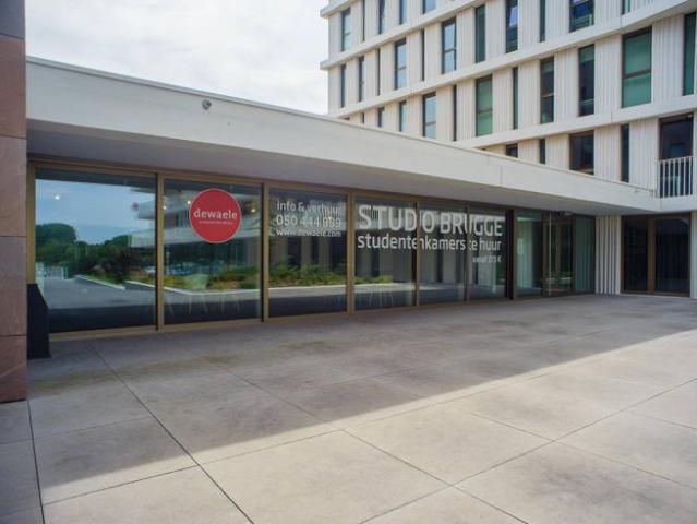 3 studentenkamers te koop te station Brugge