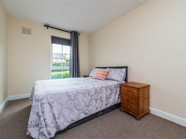 239,000 | 3 Sycamore Springs, Sallins Road, Naas, Co. Kildare Sherry FitzGerald O'Reilly Naas 4772 MyHome. Ie Residential