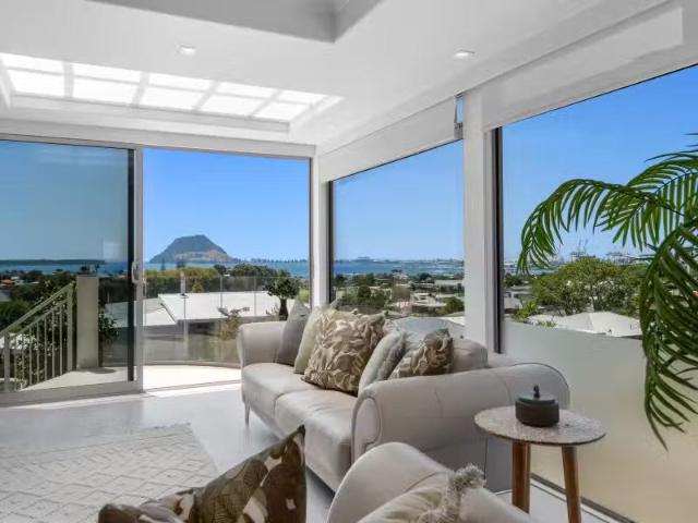 3 Seaview Road, Otumoetai, Tauranga