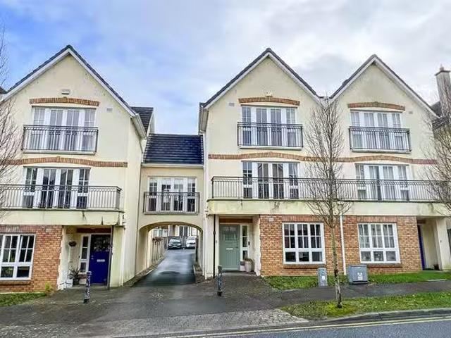 3 Seville Lawns, Margaret's Fields, Callan Road, Kilkenny, R95.