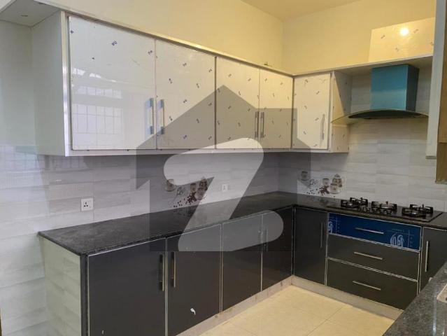 3 Side Corner Beautiful House for Sale in G10 G 10