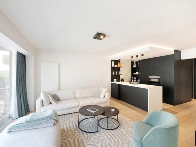 3 slaapkamer appartement met zijdelings zeezicht en luxueuze