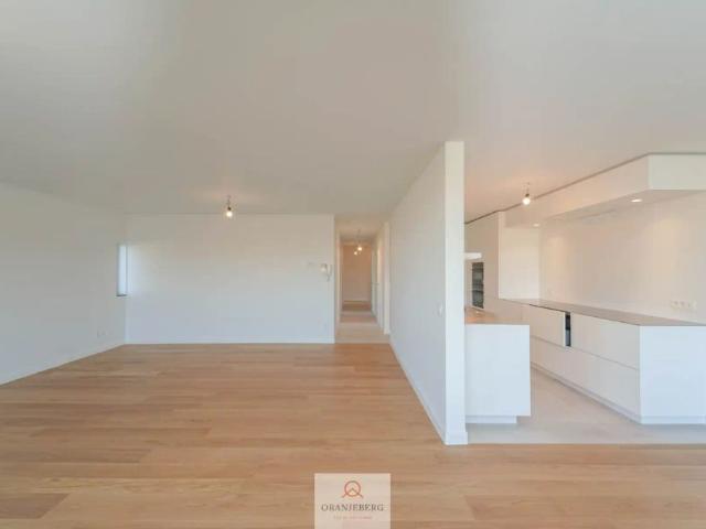 3 slpk appartement aan Portus Ganda