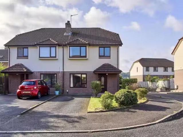 3 Thornhill Grove