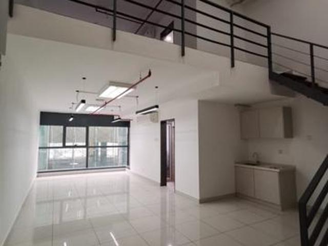 3 Towers Duplex unit near Gleneagle Hospital Great Eastern Mall KL